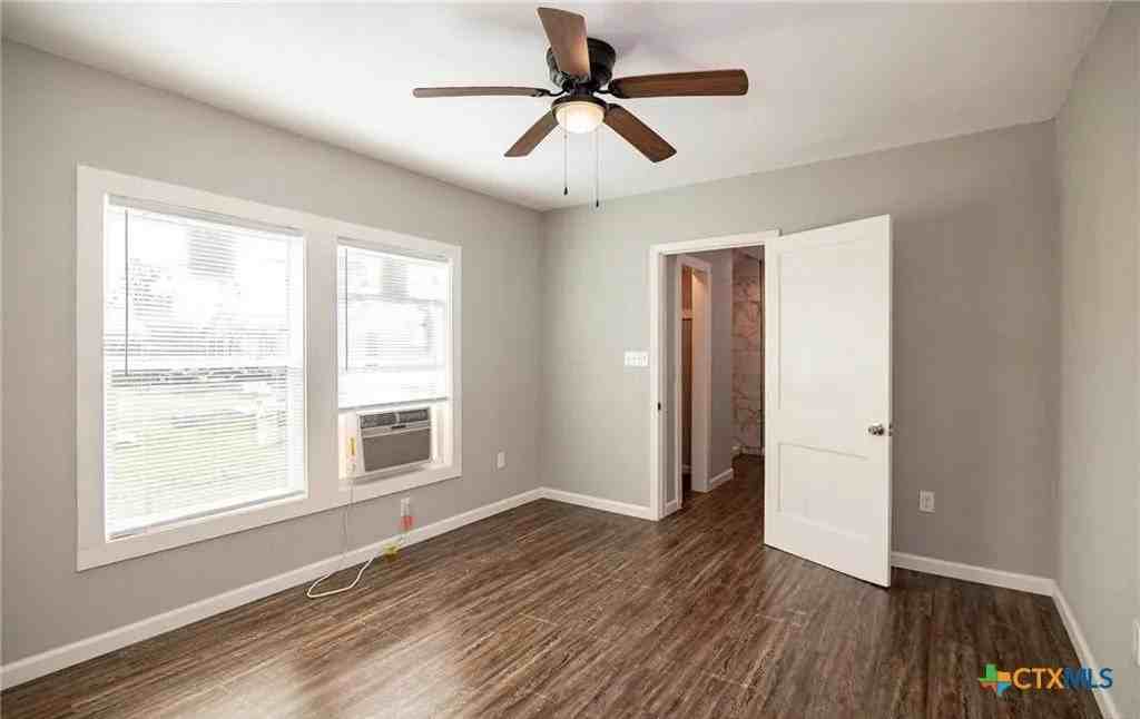 2003 Woodlawn St #REAR - Photo 6 of 13