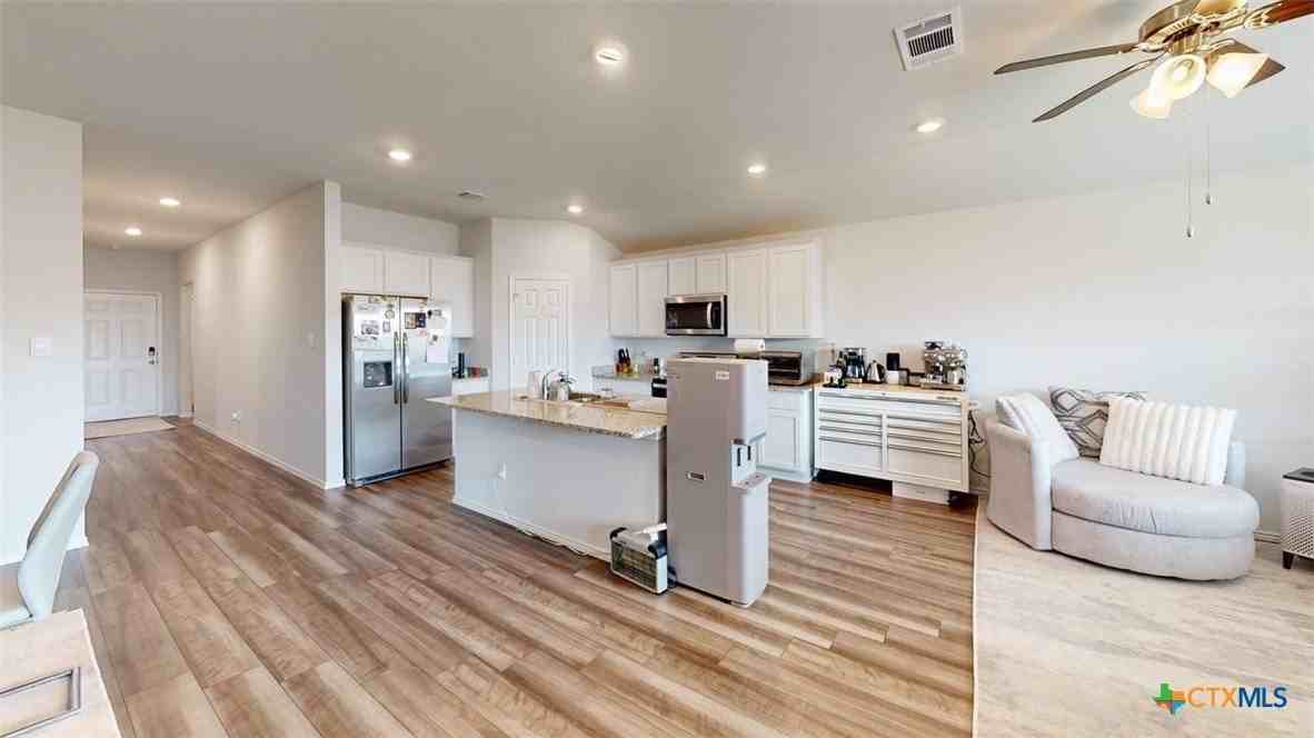 10016 Avendesora Rd - Photo 4 of 24
