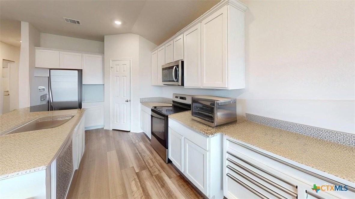 10016 Avendesora Rd - Photo 6 of 24