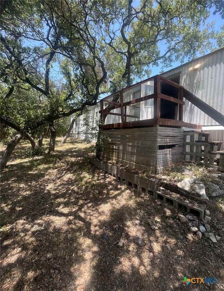 122 Sonnyland Dr - Photo 3 of 18