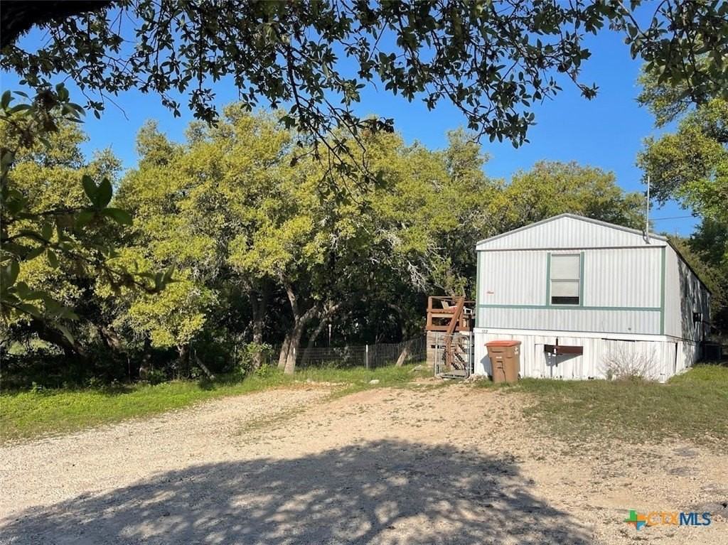 122 Sonnyland Dr - Photo 5 of 18