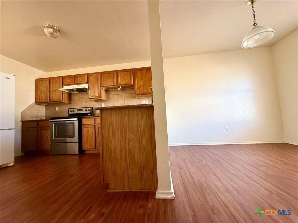3307 Hereford Ln - Photo 6 of 15
