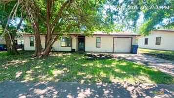 featured image of 607 Curry Ave