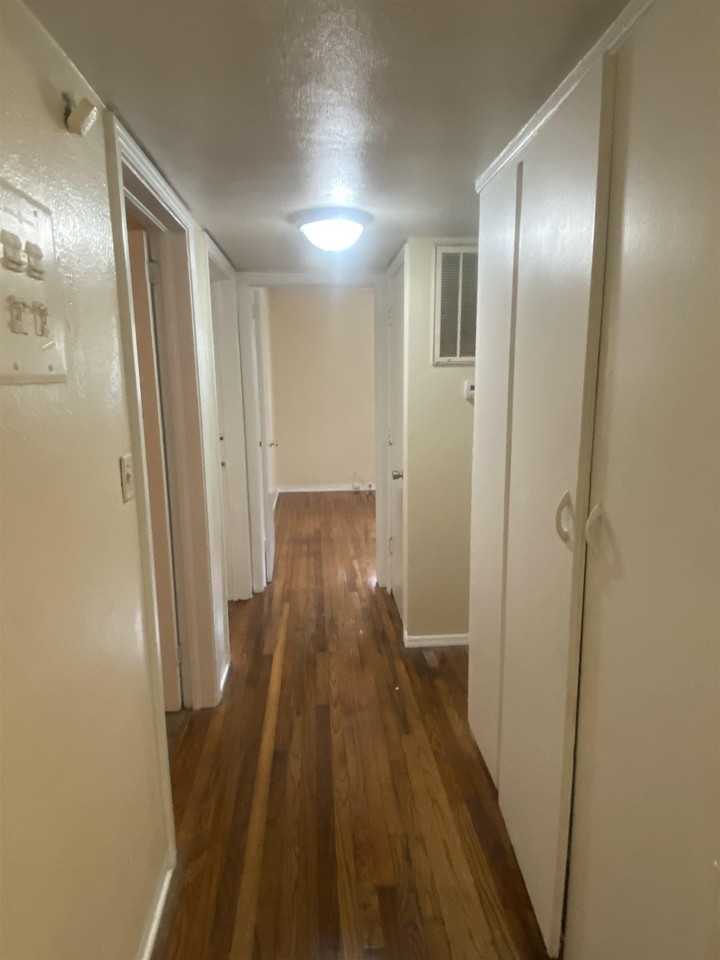 1609 Atkamire Dr - Photo 5 of 13