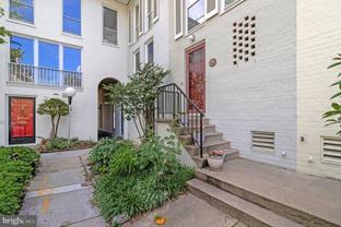 206 G St Sw - Photo 1 of 1