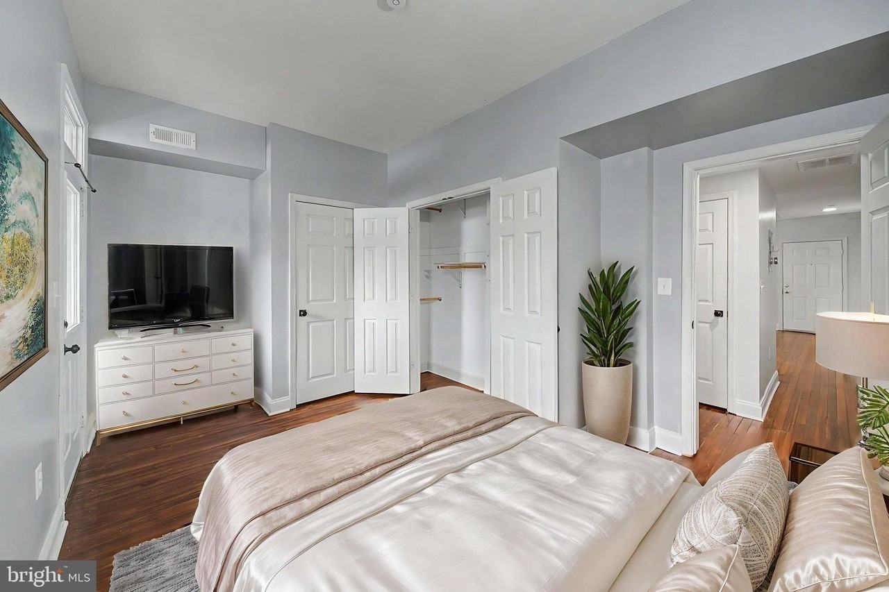 1340 Fairmont St Nw #23 - Photo 5 of 22