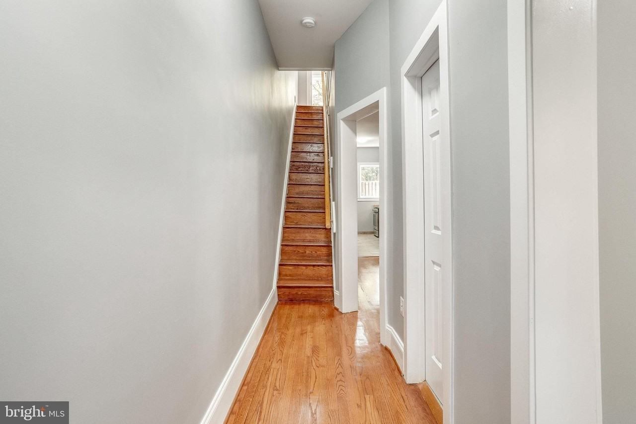 606 Q St Nw - Photo 5 of 50