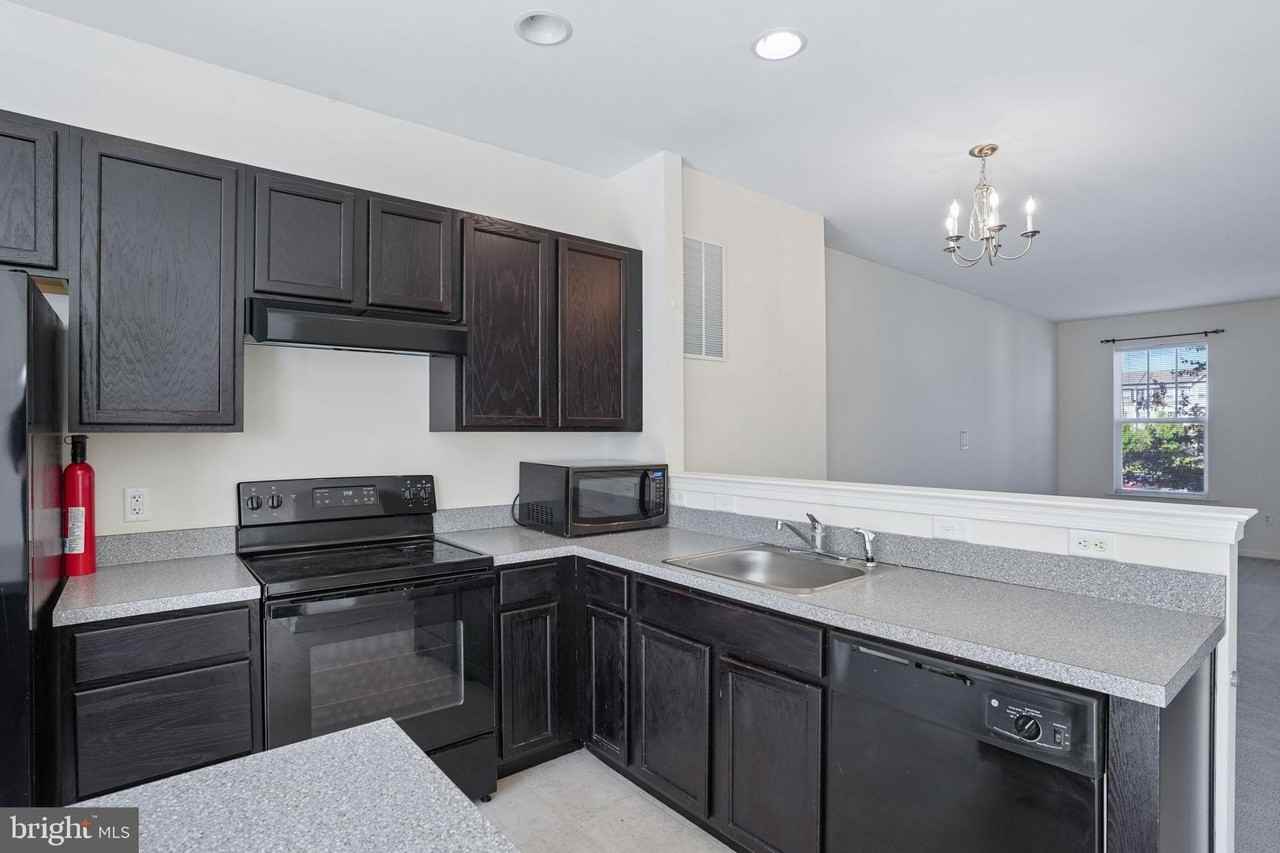 151 Tidbury Xing - Photo 2 of 35