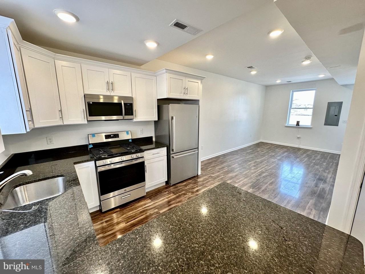 312 S Eden St #2 - Photo 5 of 31