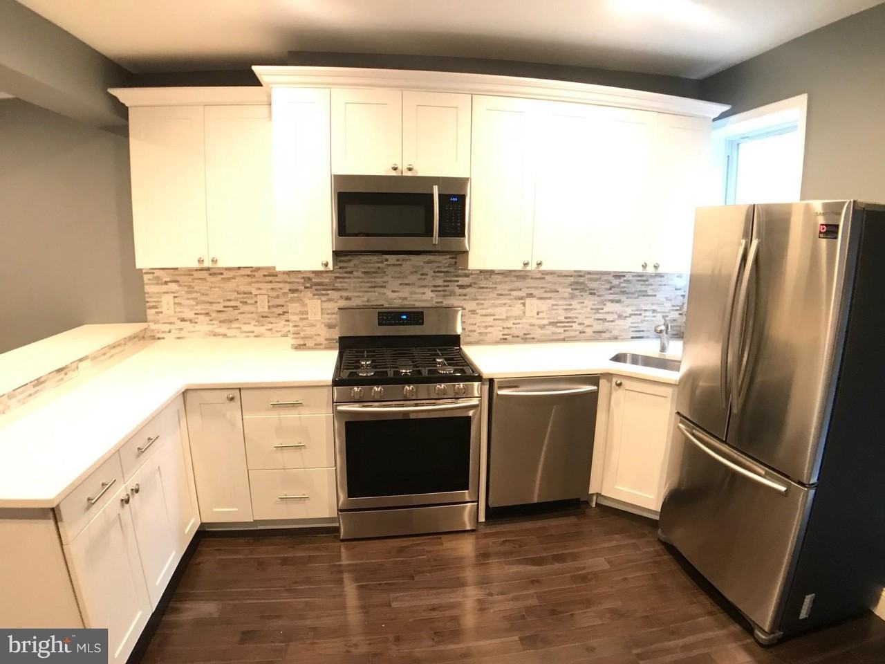 1106 Battery Ave - Photo 3 of 36