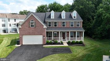 featured image of 8111 Alloway Ct
