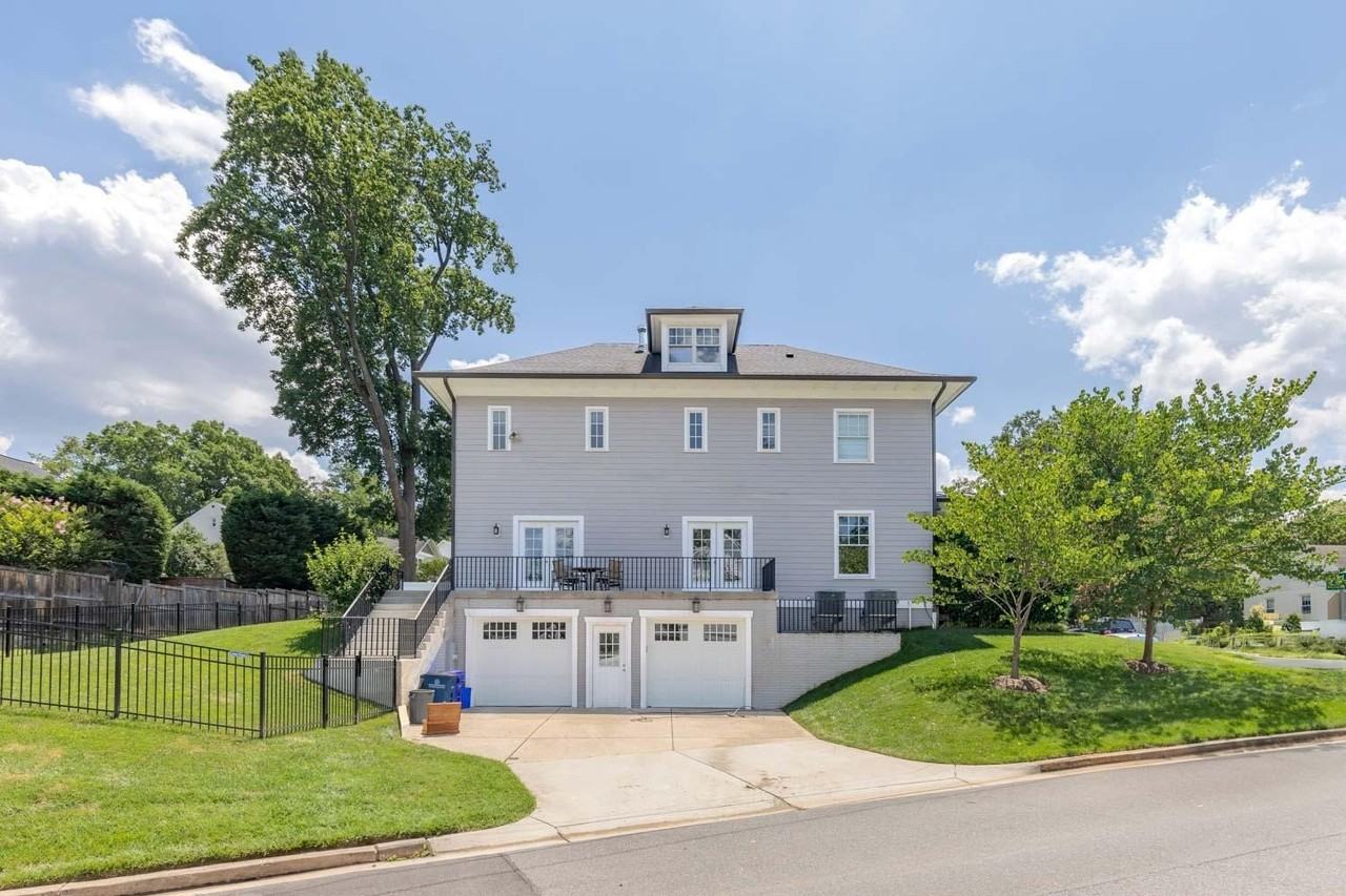 4917 Bayard Blvd - Photo 4 of 20