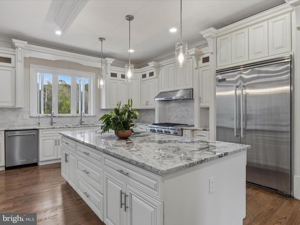 12107 Glen Mill Rd - Photo 4 of 44