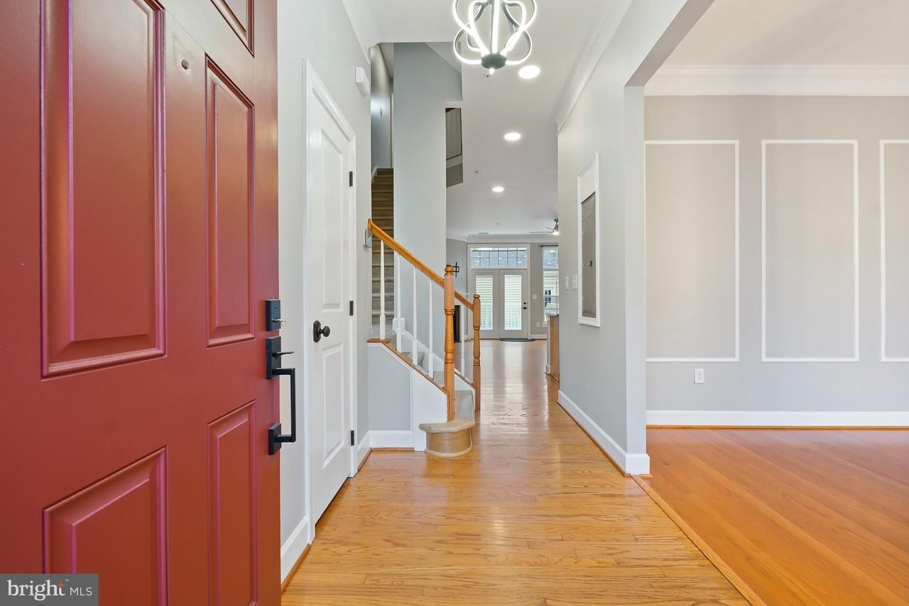 23416 Clarksridge Rd - Photo 2 of 30