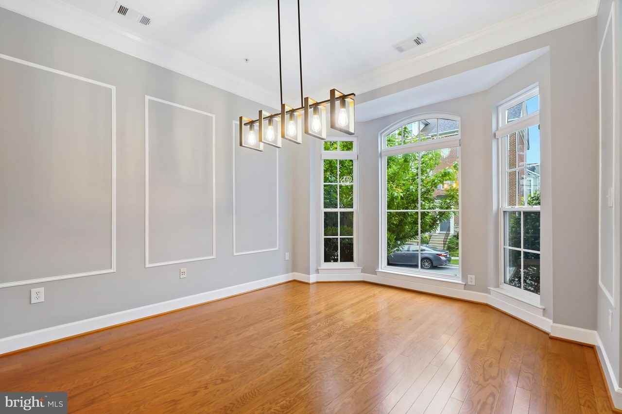 23416 Clarksridge Rd - Photo 3 of 30