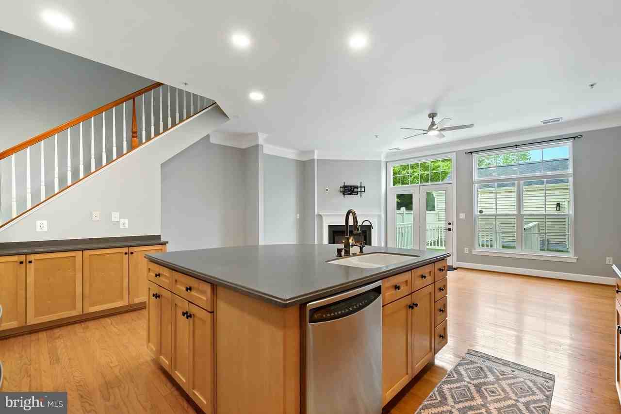 23416 Clarksridge Rd - Photo 7 of 30