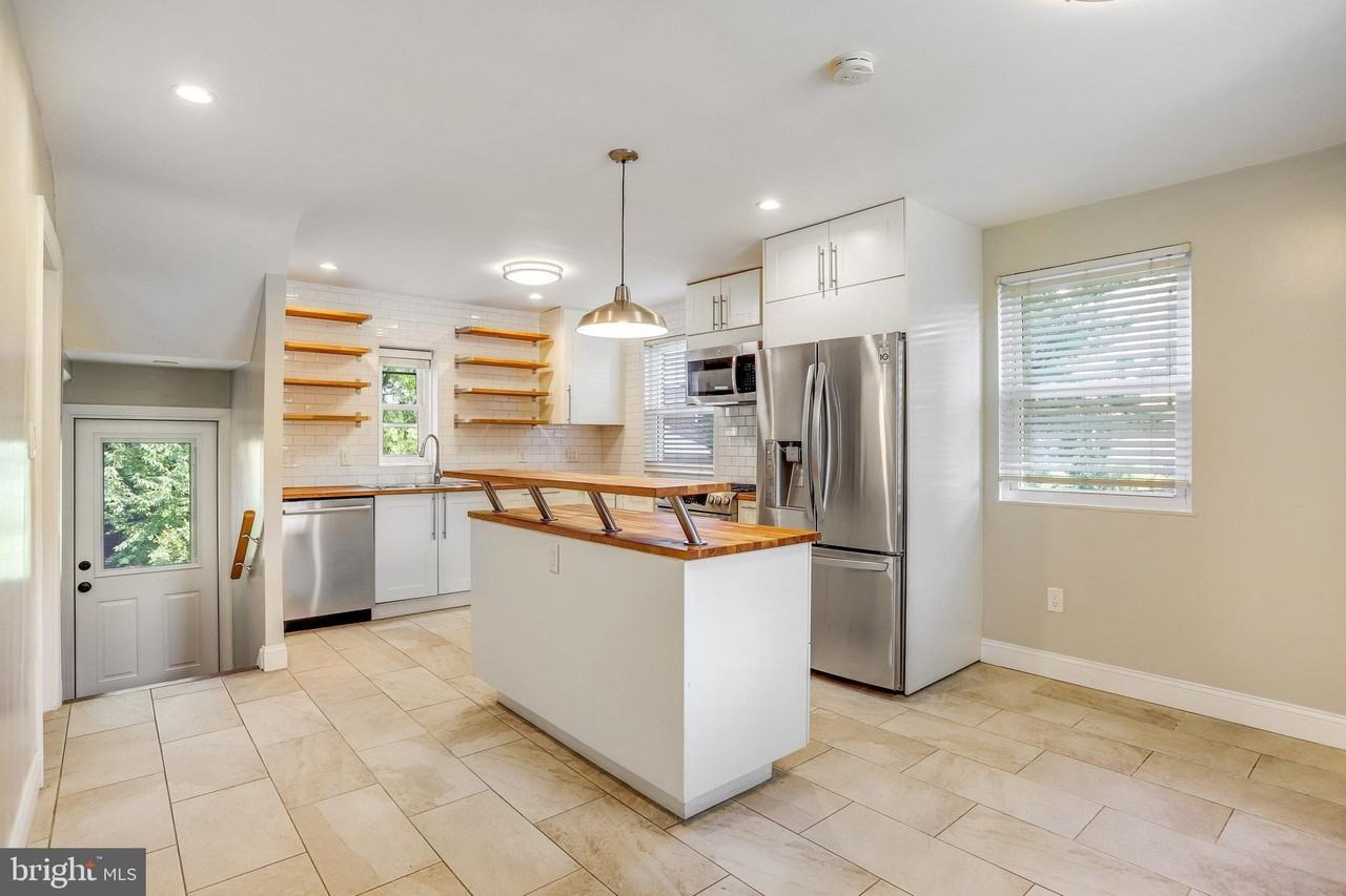2603 Spencer Rd - Photo 7 of 49