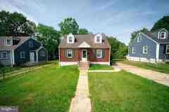 4002 74th Ave - Photo 1 of 1