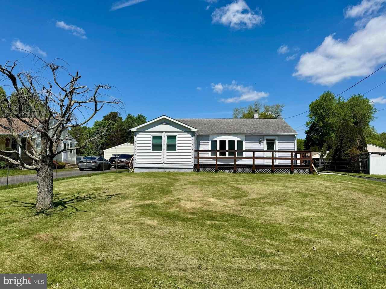 3730 Knights Rd - Photo 2 of 25