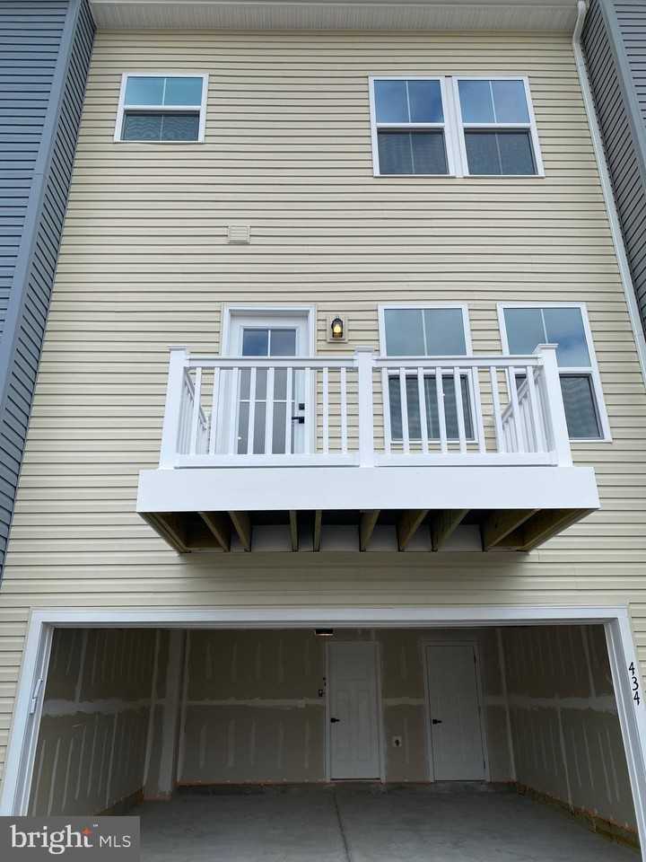 434 Paperbark Sq - Photo 3 of 22