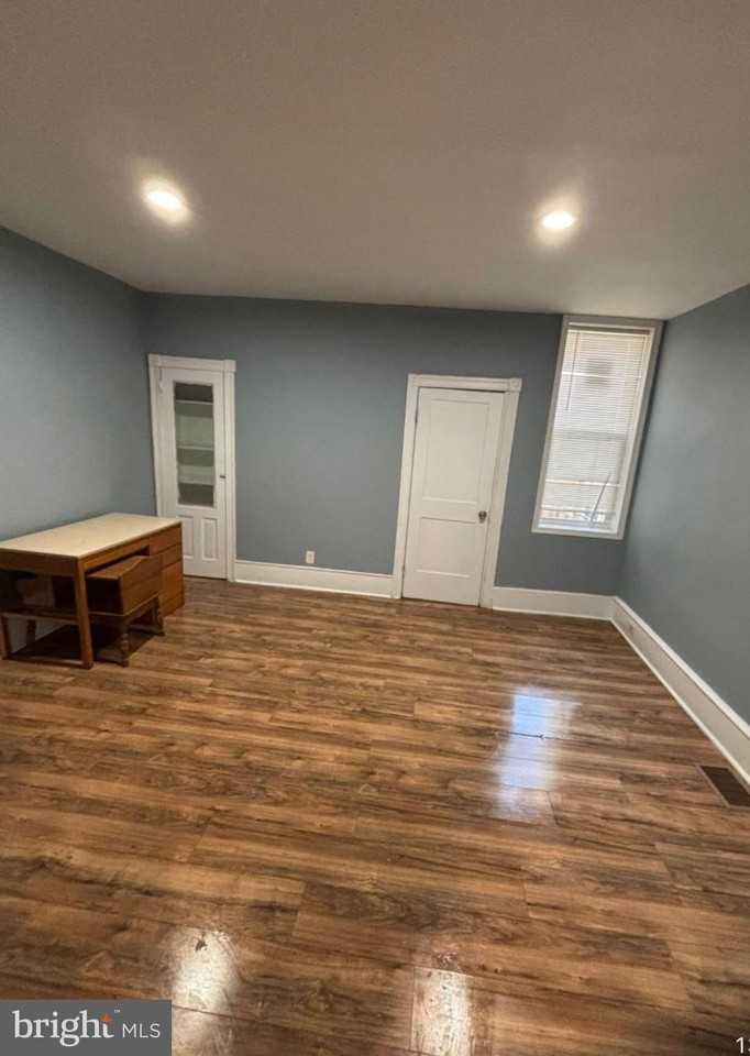 1232 E Chelten Ave #1 - Photo 4 of 5