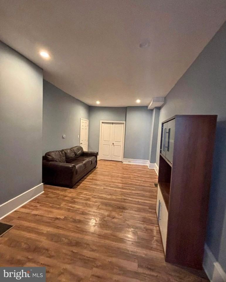 1232 E Chelten Ave #1 - Photo 5 of 5