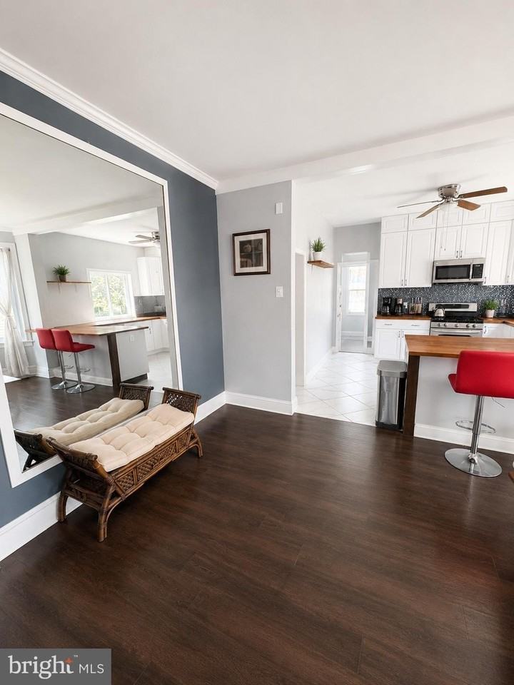 5547 Ridge Ave - Photo 7 of 50