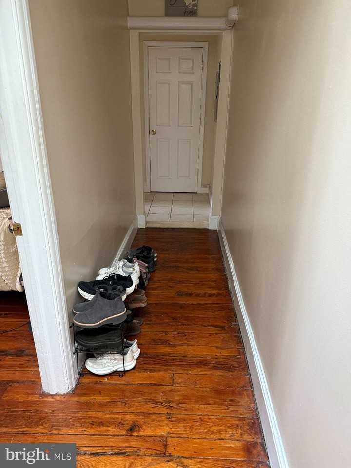 1723 Pine St #4 - Photo 7 of 16