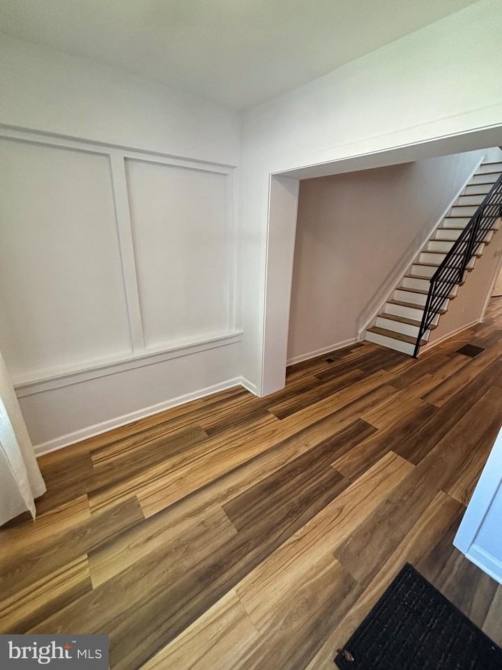 4854 Brown St - Photo 5 of 22