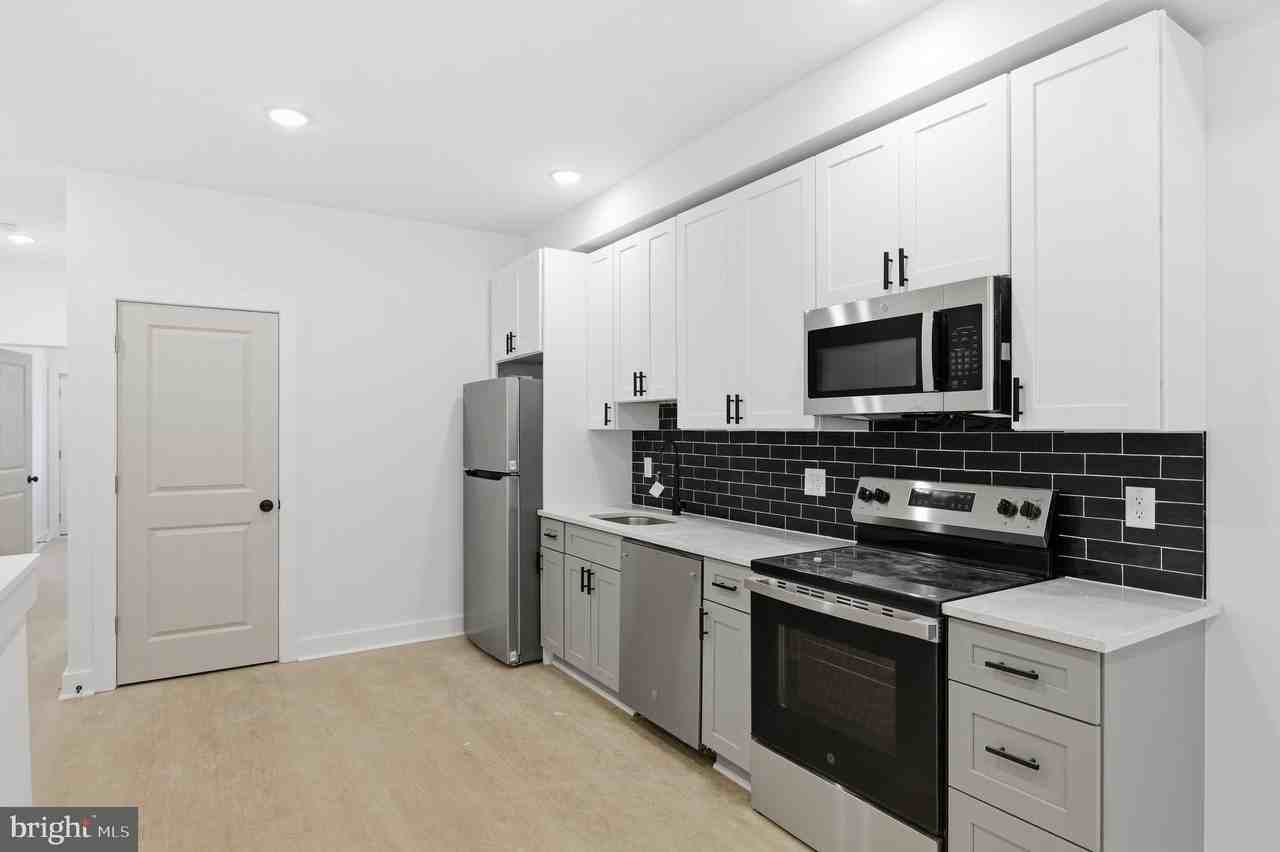 2116 N 7th St #A - Photo 5 of 19