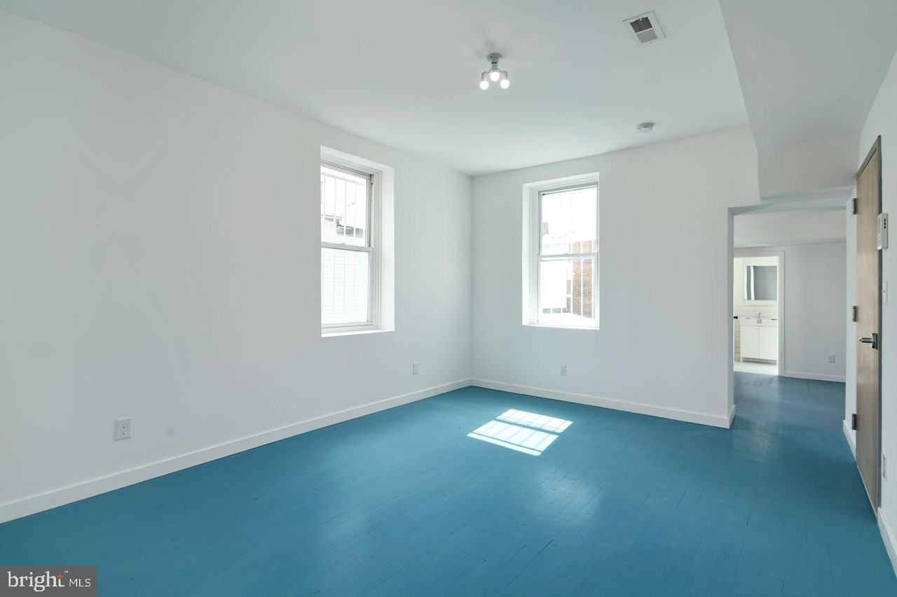 2329 Frankford Ave #C - Photo 3 of 13