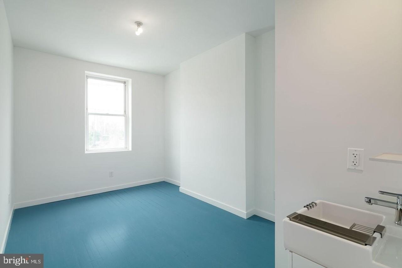 2329 Frankford Ave #C - Photo 5 of 13
