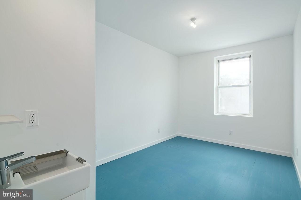 2329 Frankford Ave #C - Photo 7 of 13