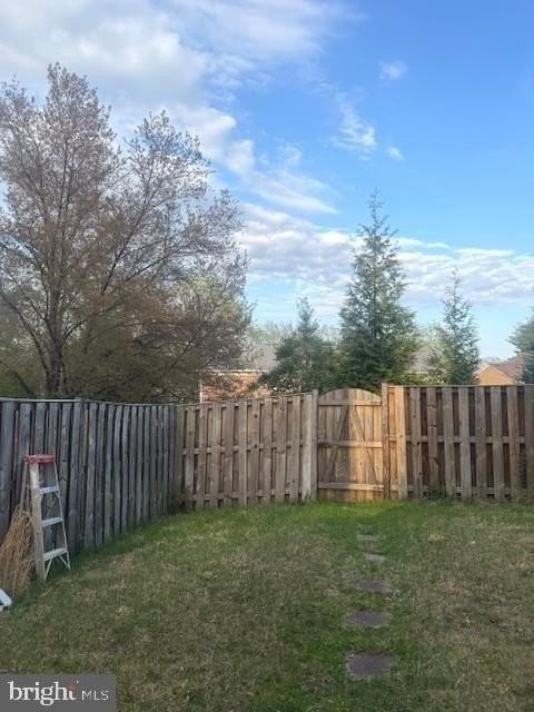 8014 Samuel Wallis St - Photo 4 of 10