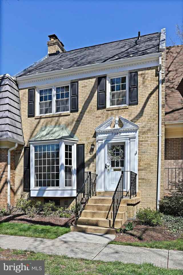 7380 Montcalm Dr - Photo 3 of 50