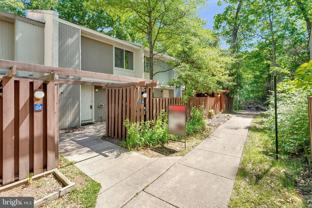 2202 Southgate Sq - Photo 1 of 1