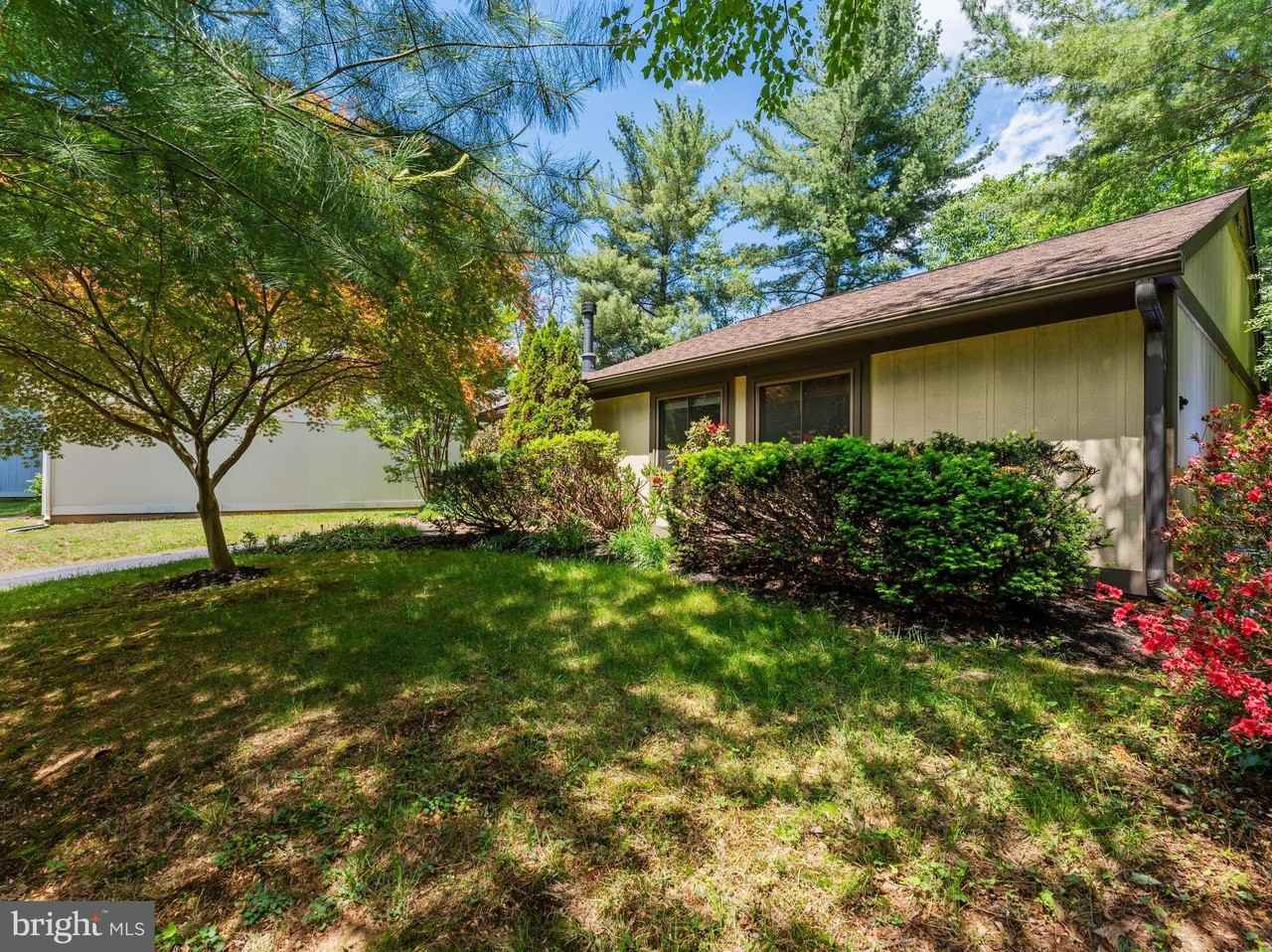11404 Turnmill Ln - Photo 3 of 24