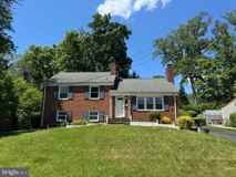 5313 Easton Dr - Photo 1 of 1