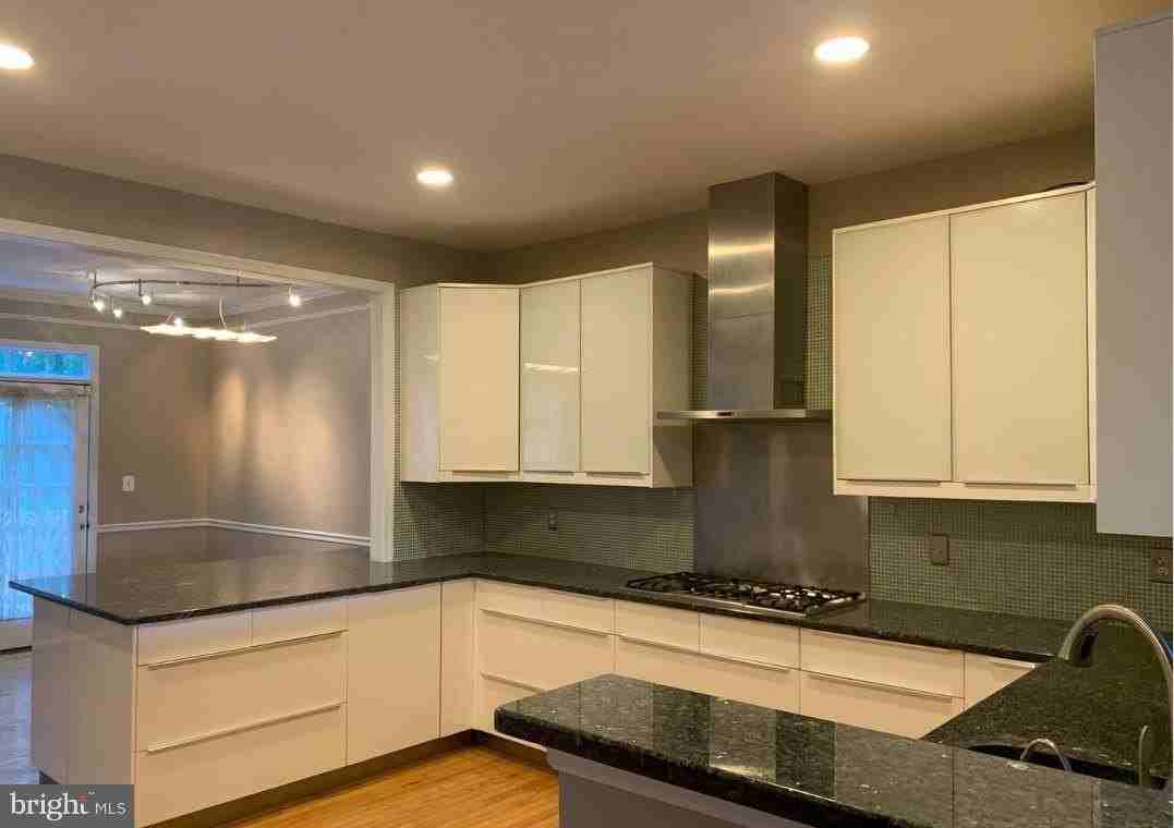 13689 Saint Johns Wood Pl - Photo 3 of 14