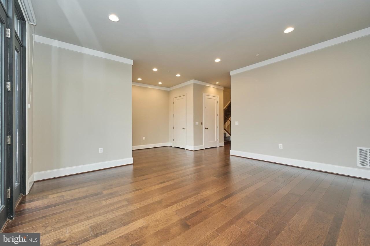20442 Northpark Dr - Photo 6 of 43