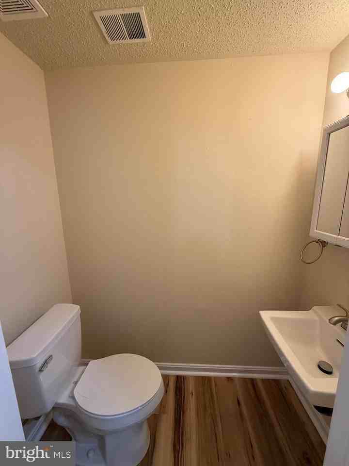 3444 Brookville Ln - Photo 6 of 28