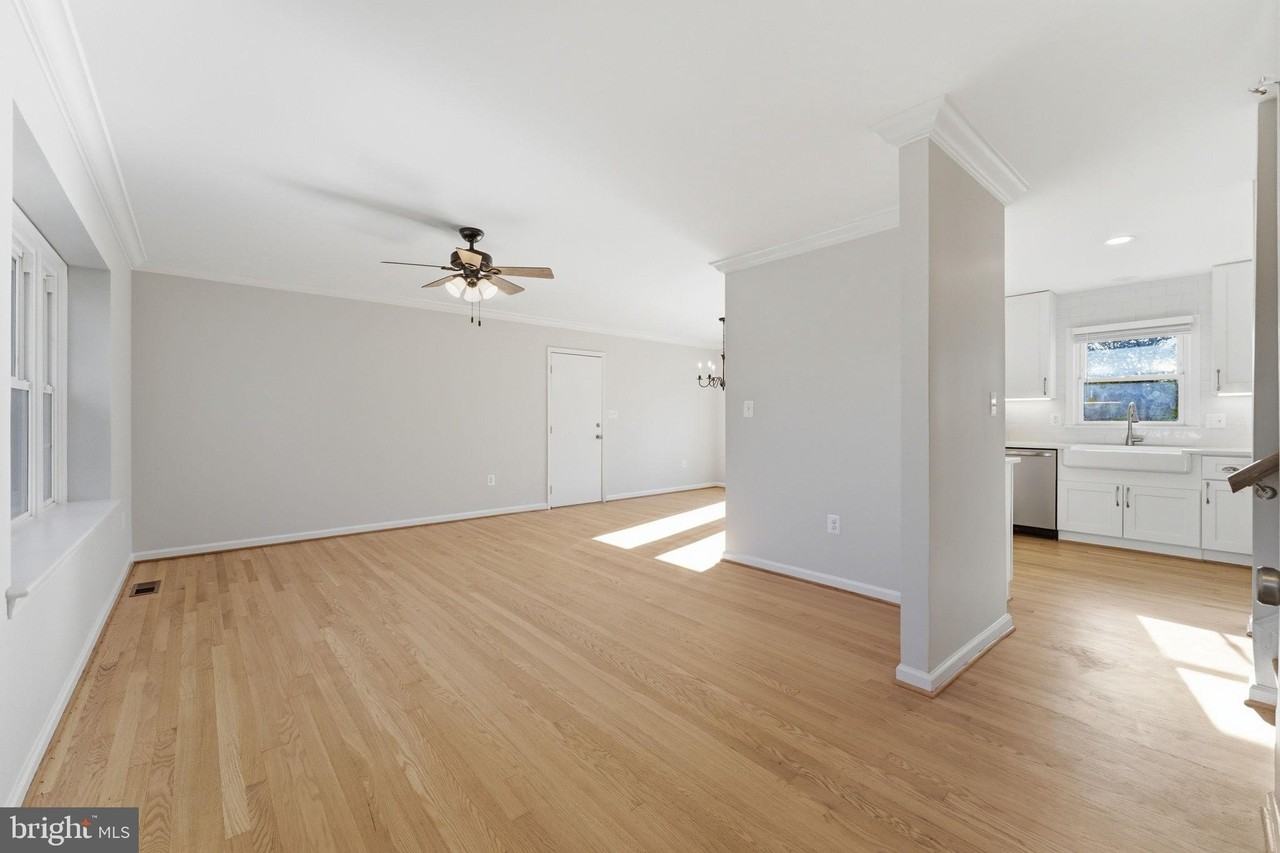 4508 Old Field Dr - Photo 5 of 50