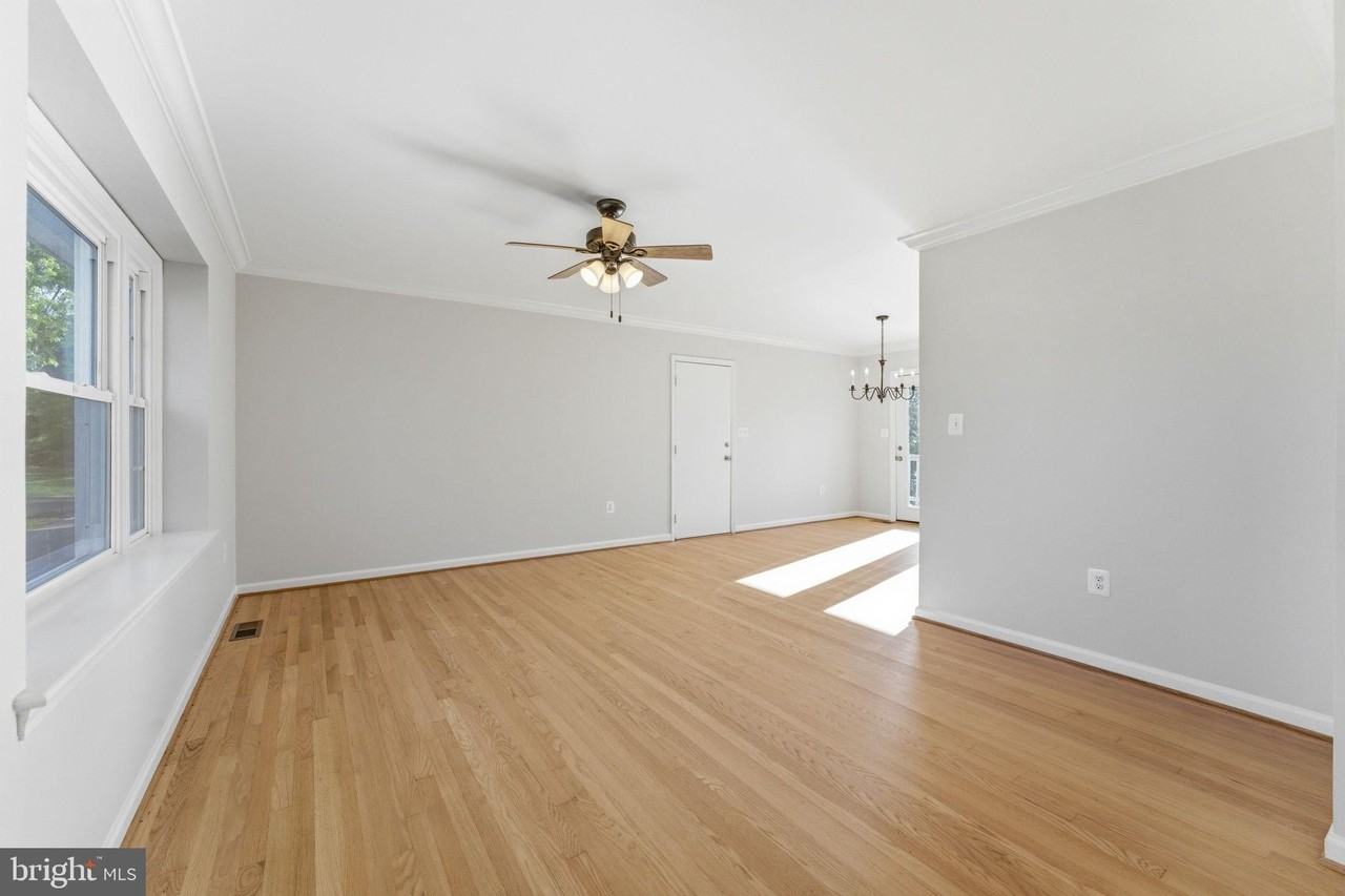 4508 Old Field Dr - Photo 6 of 50