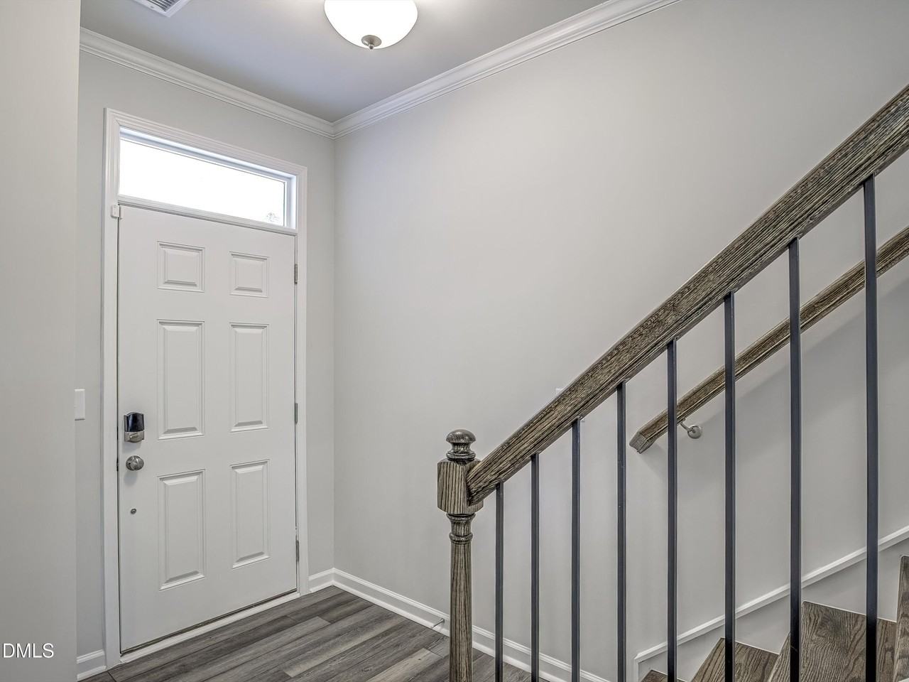 2521 Salt River Ln - Photo 7 of 38