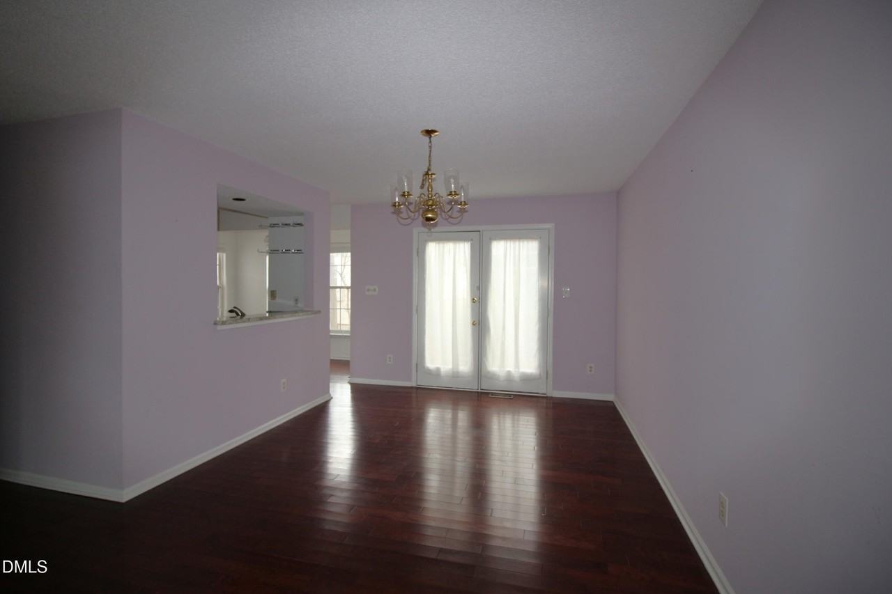 108 Foscoe Ln - Photo 4 of 44