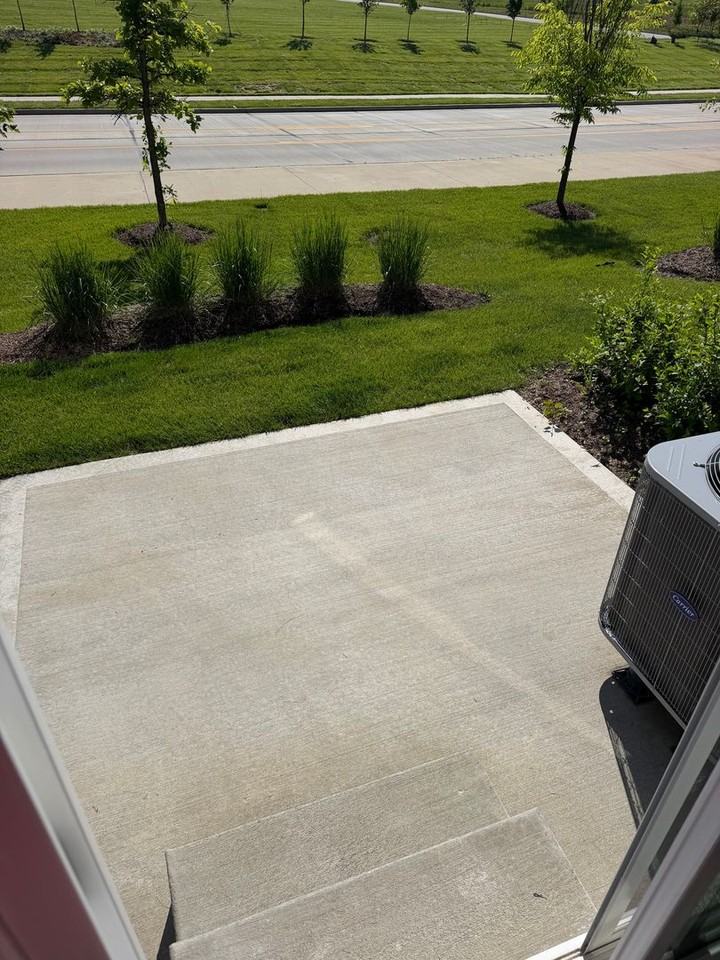 60 Mora Blvd - Photo 3 of 31