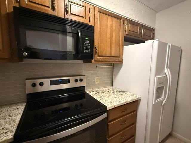 11 Crossroads Dr - Photo 6 of 21