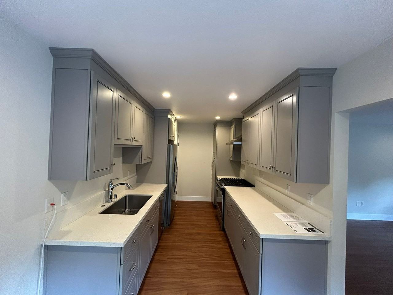 722 7th St - Photo 3 of 12