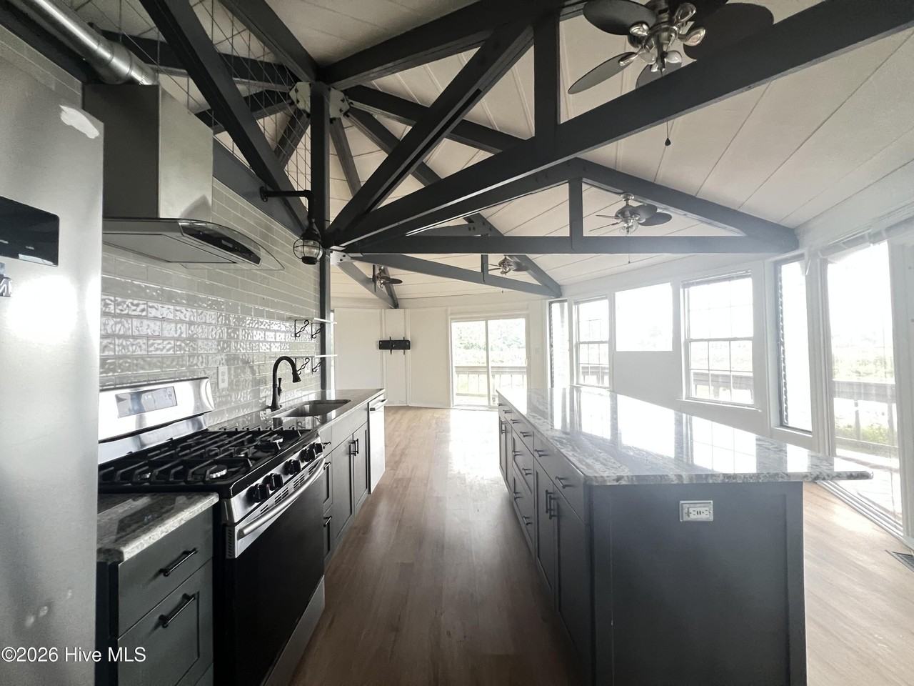 380 Bald Cypress Dr - Photo 3 of 25