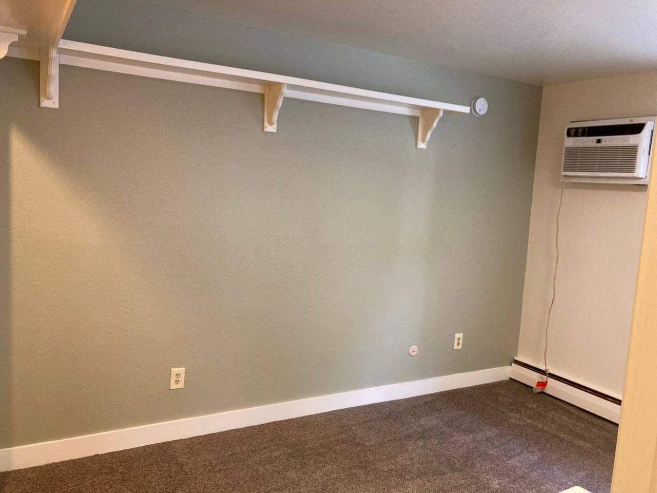 Regency II Apartments - Photo 6 of 31